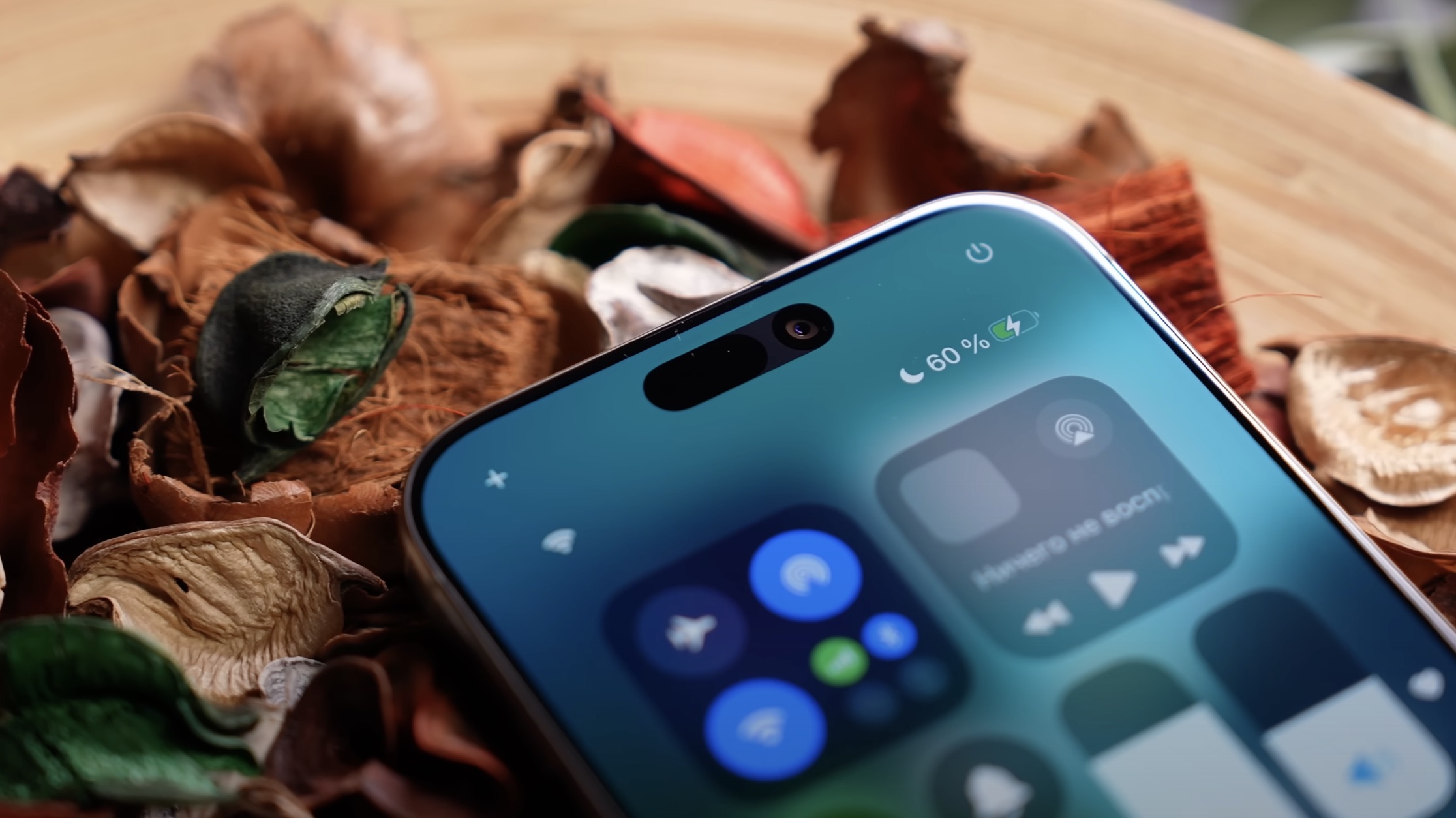 полгода с iphone 16 pro плюсы и минусы