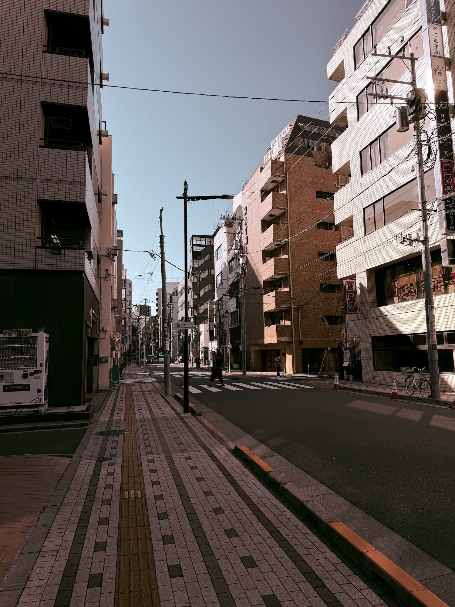 iphone 17 pro max лучшая камера для отпуска обзор токио япония