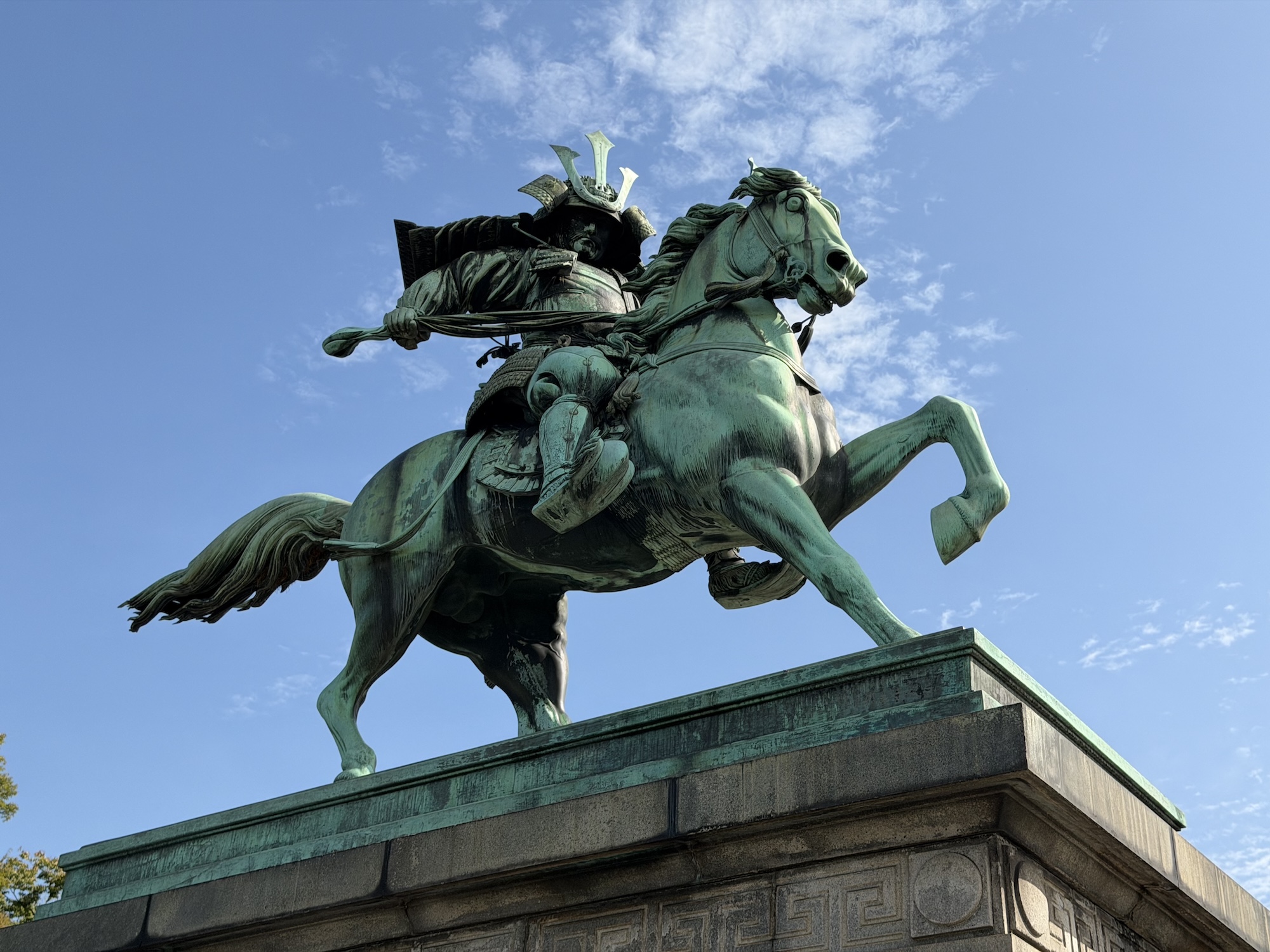 iphone 17 pro max лучшая камера для отпуска обзор токио япония