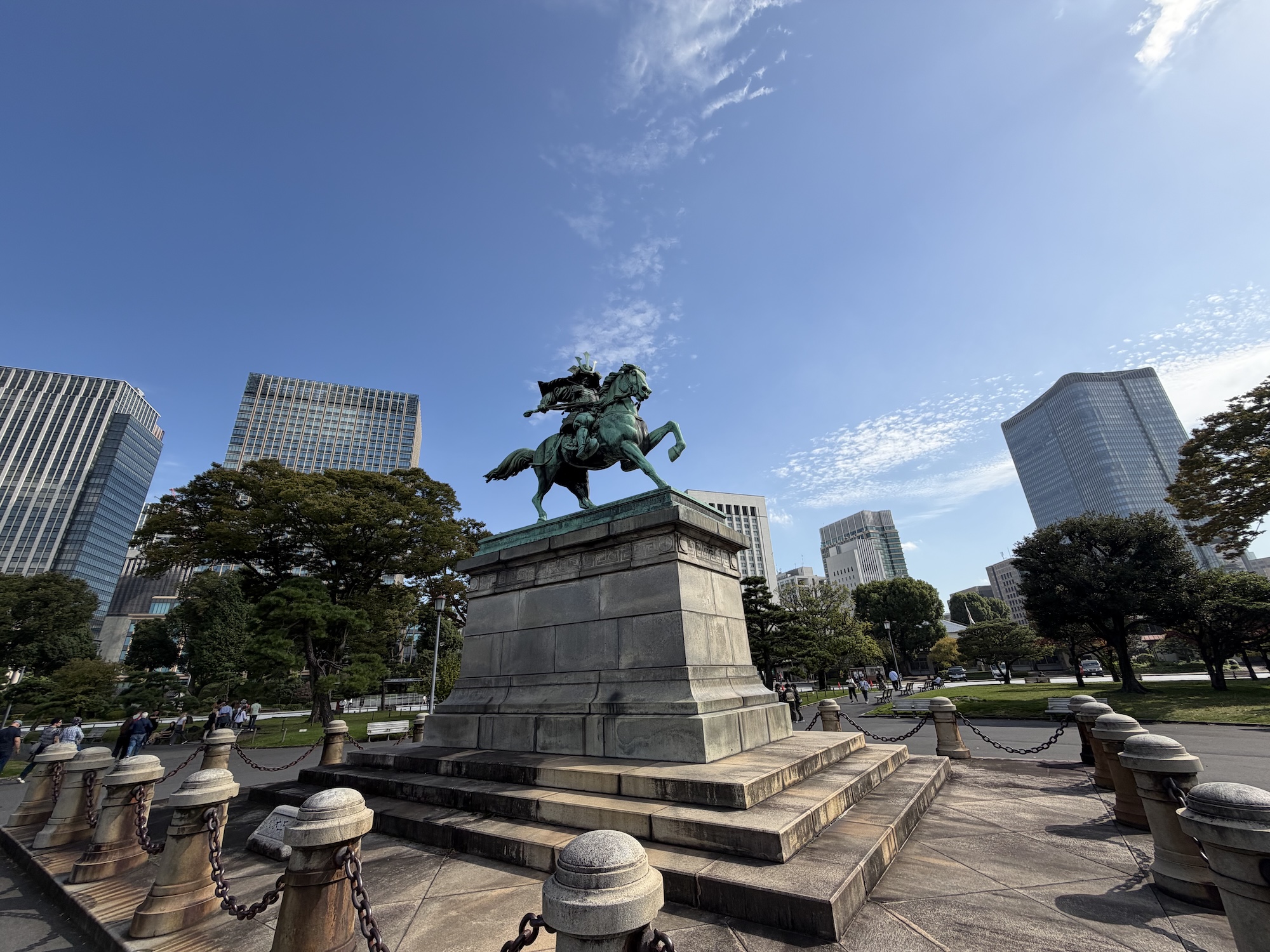 iphone 17 pro max лучшая камера для отпуска обзор токио япония