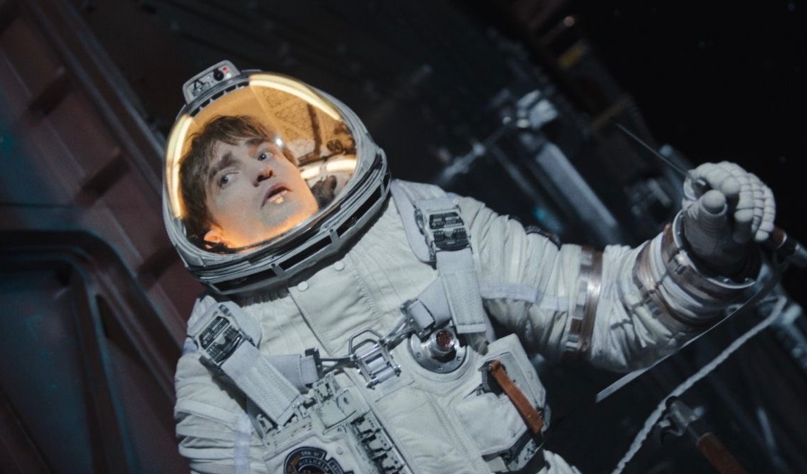 25 лучших фильмов 2025 года комедии ужастики сайфай фантастика детективы триллеры