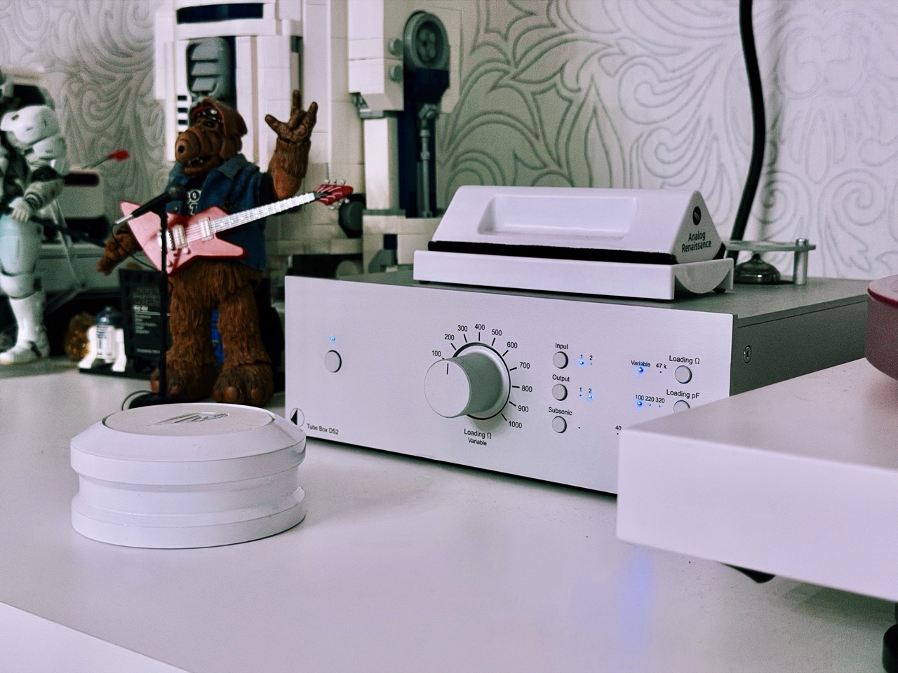 как слушать музыку в 2026 плееры кассеты диски винил ограничения стриминг цензура