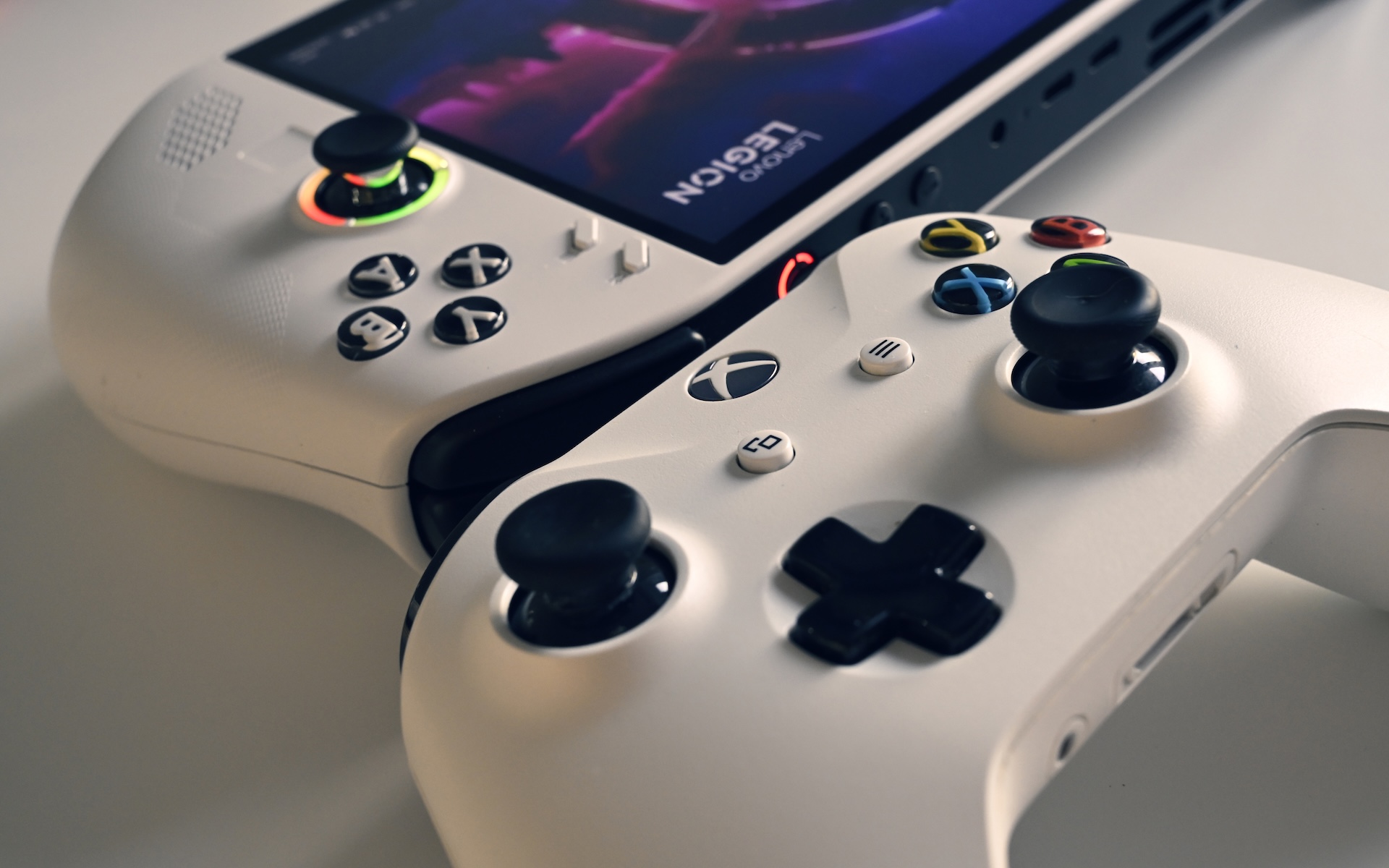 nfsu gta most wanted mass effect deus ex и другие игры на lenovo legion go s со steam os и windows как работают старые игры на портативках